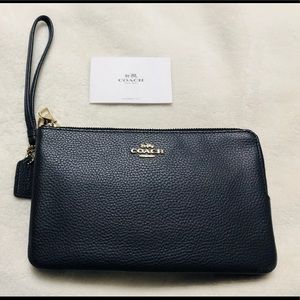 Coach F87587 8x5 double zip phone wallet wristlet